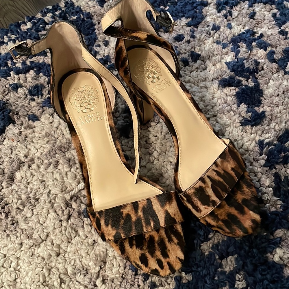 Never worn heels size 8.5